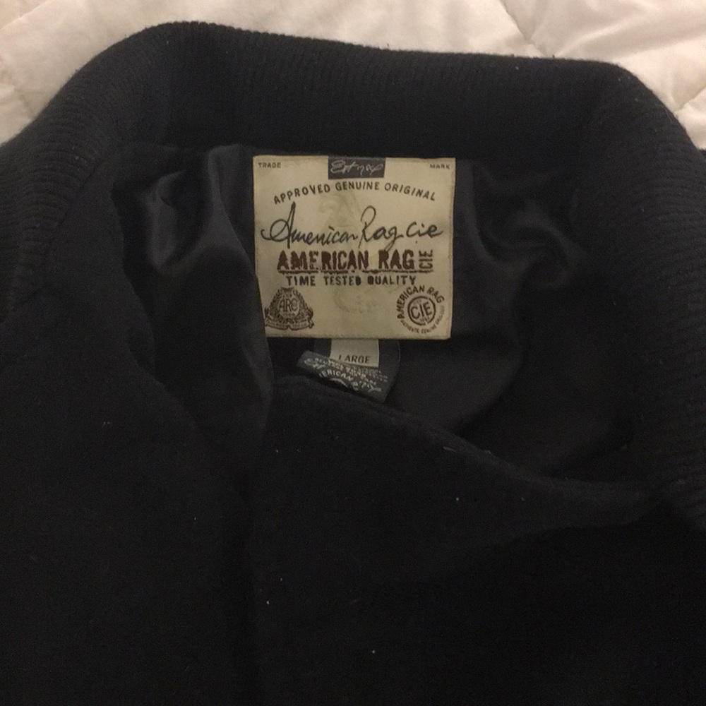 4 button up jacket - Picture 2 of 3